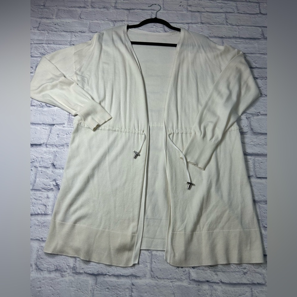 Elegant Cream/Ivory  Women's Sweater Cardigan with Drawstring Waist. Size XL